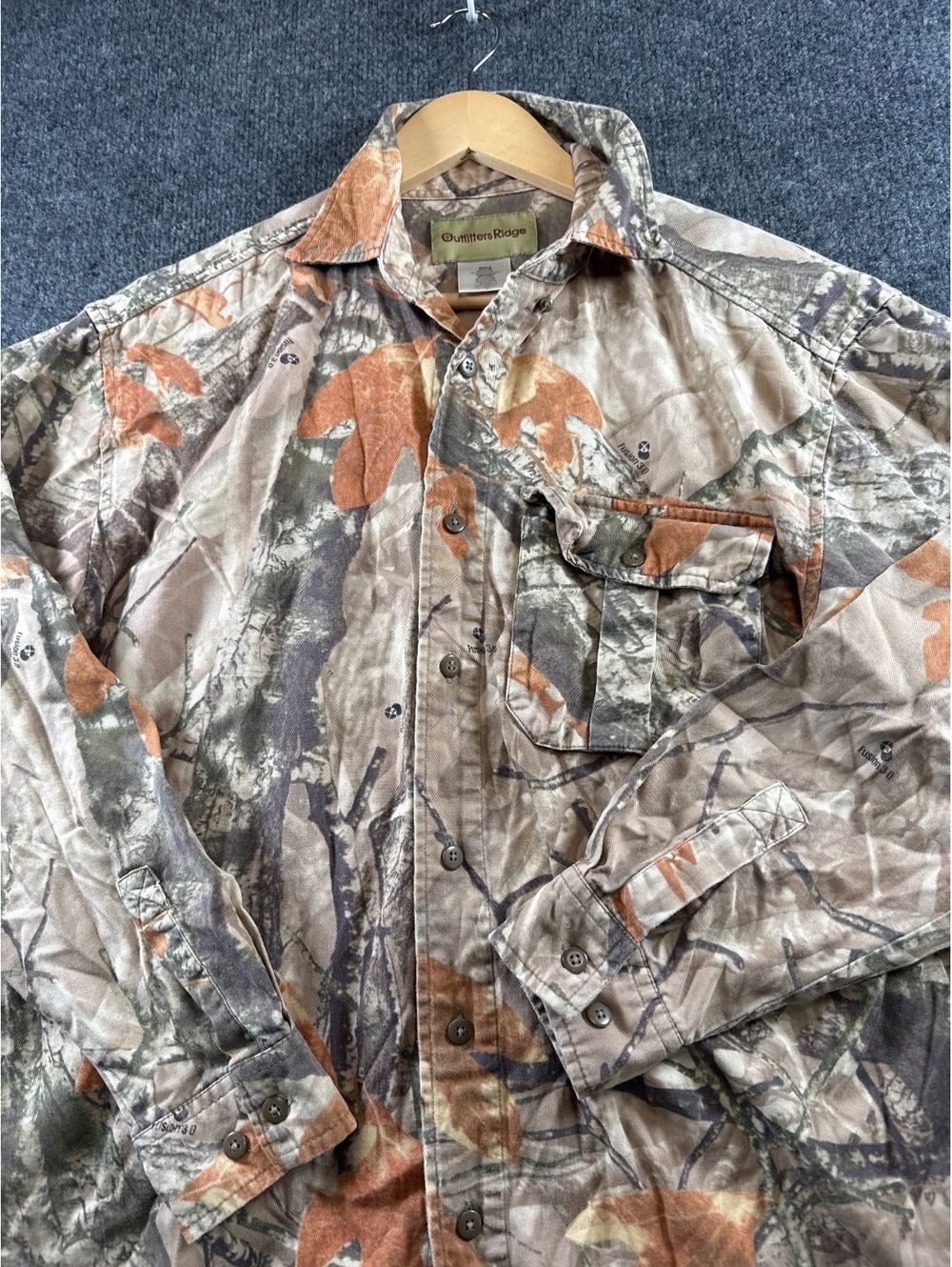 Outfitters Ridge Camo Hunting Shirt Mens M Realtree Long Sleeve Button Up Cotton